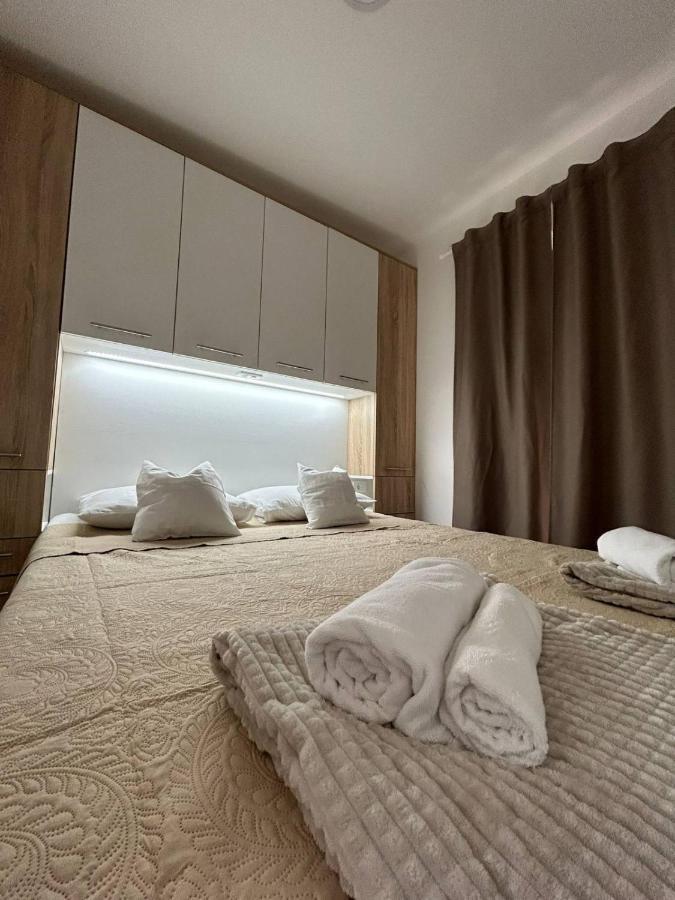Oremore - Premium Mobile Home - Oaza Mira Camping, Drage Buitenkant foto